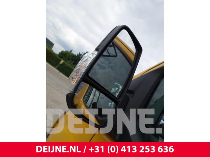Ford Transit 2.0 TDCi 16V Eco Blue 165 RWD Sloopvoertuig (2024, Geel)