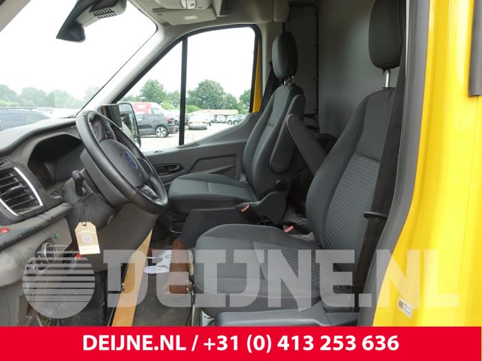 Ford Transit 2.0 TDCi 16V Eco Blue 165 RWD Sloopvoertuig (2024, Geel)