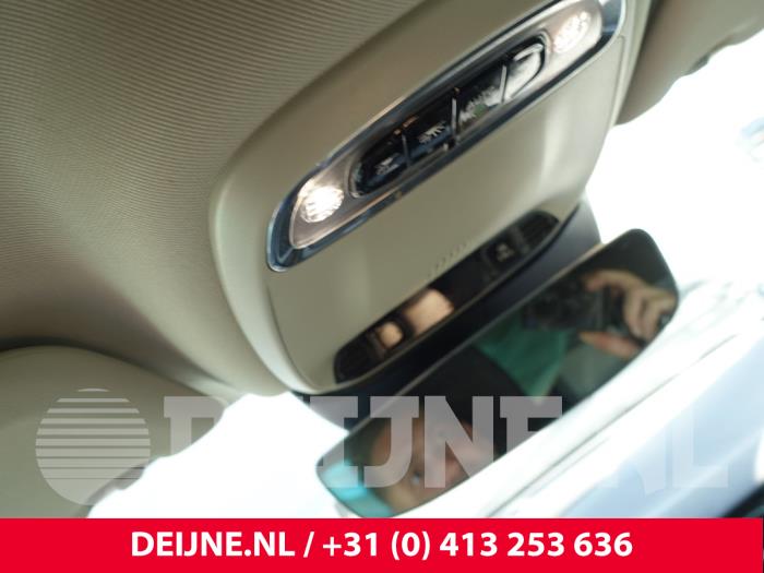 Volvo V60 Cross Country I 2.0 D3 16V Sloopvoertuig (2020, Grijs)