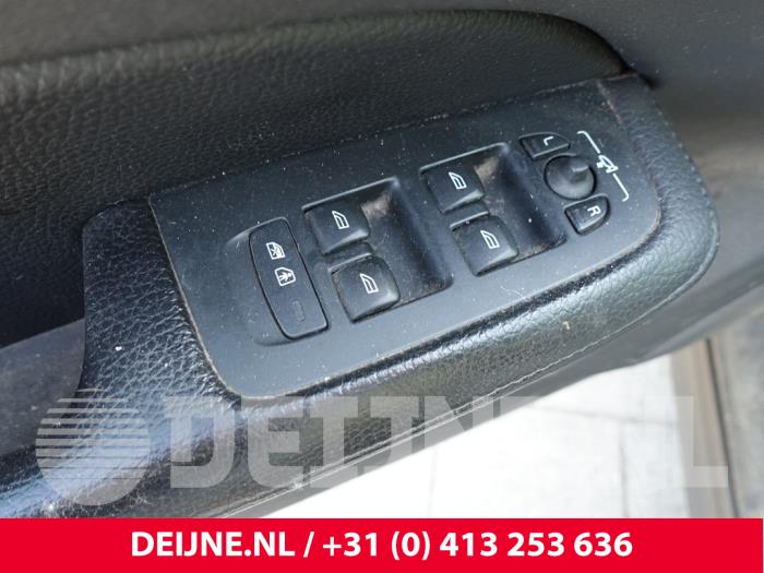 Volvo V60 Cross Country I 2.0 D3 16V Sloopvoertuig (2020, Grijs)