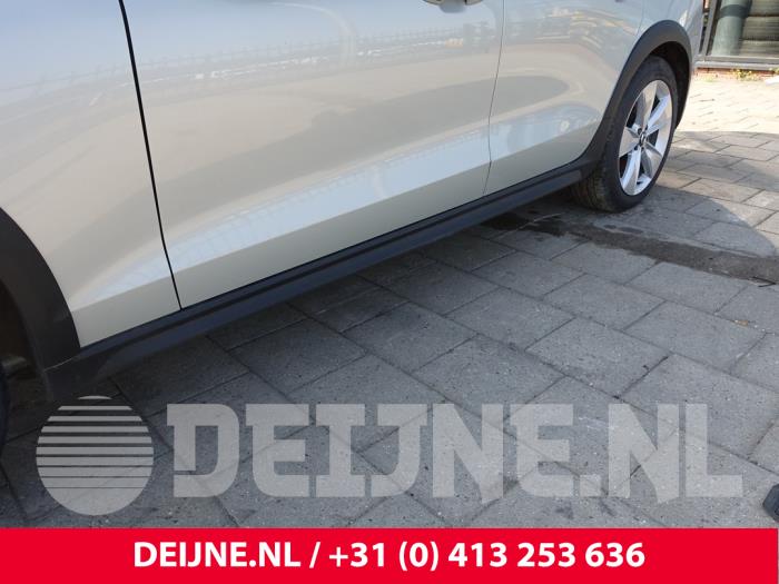 Volvo V60 Cross Country I 2.0 D3 16V Sloopvoertuig (2020, Grijs)