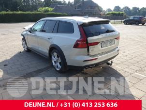 Volvo V60 19-