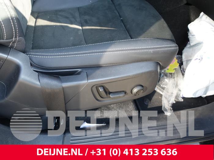 Volvo C40 Recharge Recharge Twin 78 kWh Sloopvoertuig (2022, Zwart)