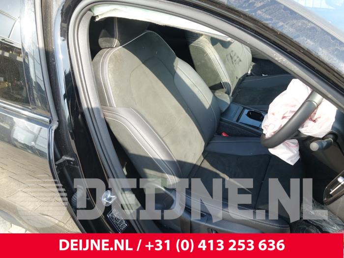 Volvo C40 Recharge Recharge Twin 78 kWh Sloopvoertuig (2022, Zwart)