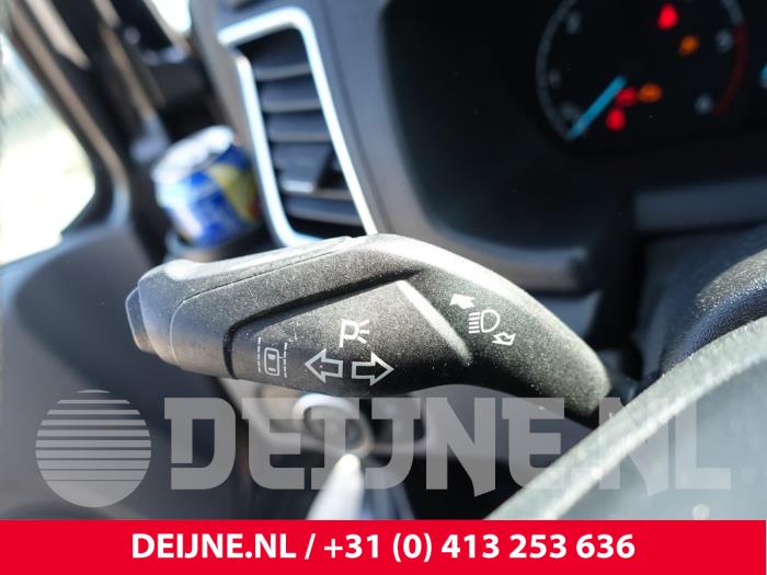 Ford Transit Custom 2.0 TDCi 16V Eco Blue 130 Sloopvoertuig (2018, Donker, Grijs)