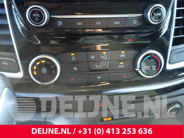 Ford Transit Custom 2.0 TDCi 16V Eco Blue 130 Sloopvoertuig (2018, Donker, Grijs)