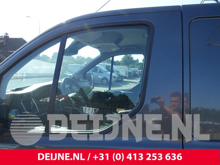 Ford Transit Custom 2.0 TDCi 16V Eco Blue 130 Sloopvoertuig (2018, Donker, Grijs)