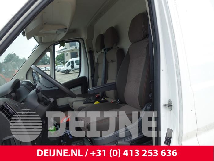 Peugeot Boxer 2.0 BlueHDi 130 Sloopvoertuig (2019, Wit)