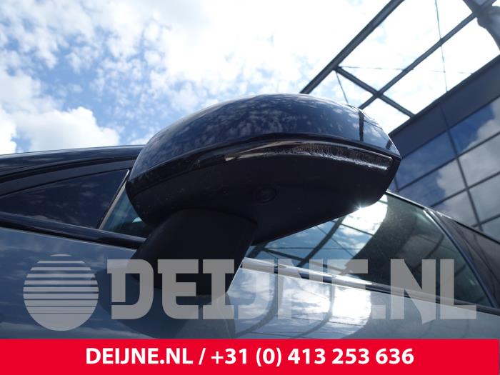 Volvo C40 Recharge Recharge Twin 78 kWh Sloopvoertuig (2021, Grijs)