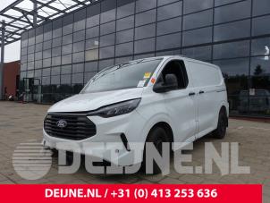 Ford Transit Custom 24-