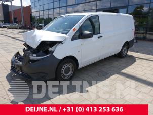 Mercedes Vito 14-