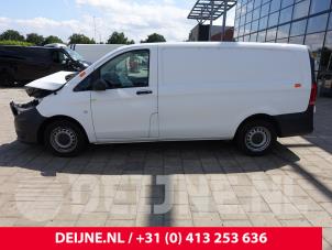 Mercedes Vito 14-