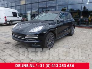 Porsche Cayenne 10-