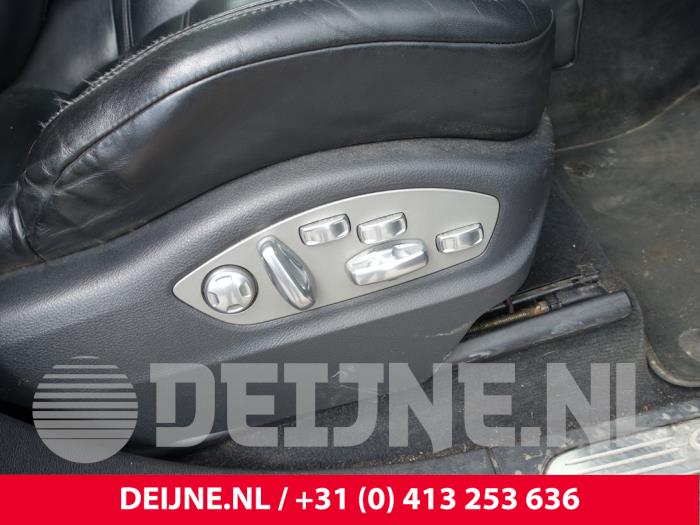 Porsche Cayenne II 3.0 D V6 24V Sloopvoertuig (2015, Zilvergrijs)