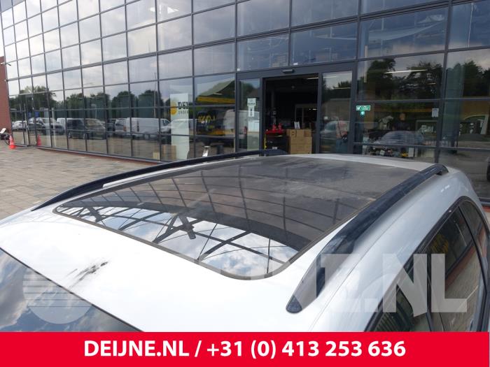 Porsche Cayenne II 3.0 D V6 24V Sloopvoertuig (2015, Zilvergrijs)