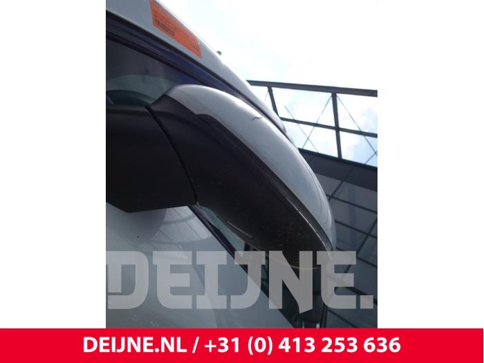 Porsche Cayenne II 3.0 D V6 24V Sloopvoertuig (2015, Zilvergrijs)