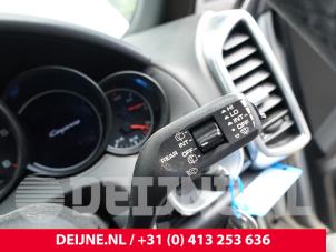 Porsche Cayenne II 3.0 D V6 24V Sloopvoertuig (2015, Zilvergrijs)