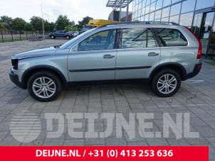 Volvo XC90 02-