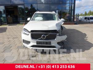 Volvo XC90 16-