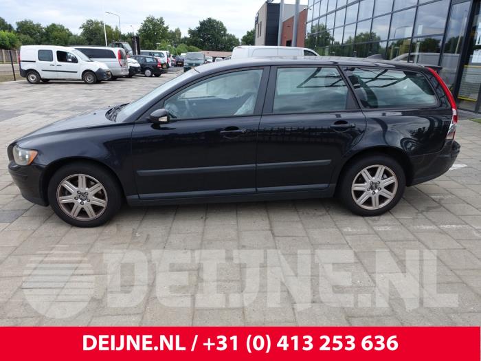 Volvo V50 2.4 20V Sloopvoertuig (2006, Zwart)