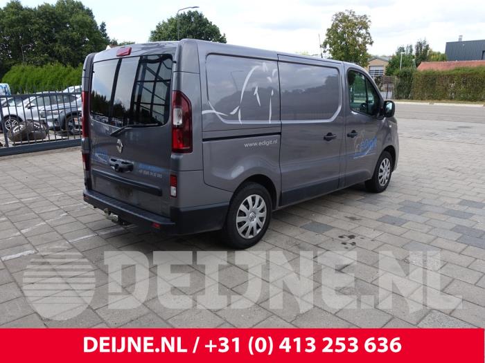 Renault Trafic 1.6 dCi Twin Turbo Sloopvoertuig (2017, Donker, Grijs)