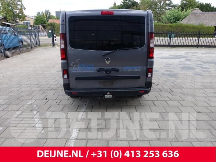 Renault Trafic 1.6 dCi Twin Turbo Sloopvoertuig (2017, Donker, Grijs)