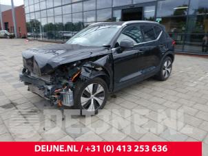 Volvo XC40 17-