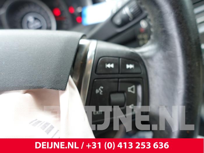 Volvo XC60 I 2.0 D3 20V Sloopvoertuig (2013, Blauw)