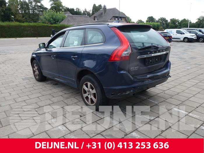 Volvo XC60 I 2.0 D3 20V Sloopvoertuig (2013, Blauw)