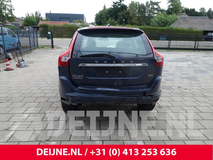 Volvo XC60 I 2.0 D3 20V Sloopvoertuig (2013, Blauw)