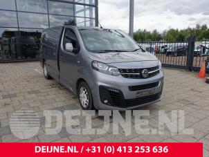 Opel Vivaro Display Multi Media regelunit O282338 Donorvoertuig