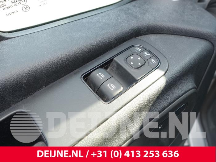 Mercedes Sprinter 3,5t 319 CDI 3.0 V6 24V RWD Sloopvoertuig (2021, Zilvergrijs)