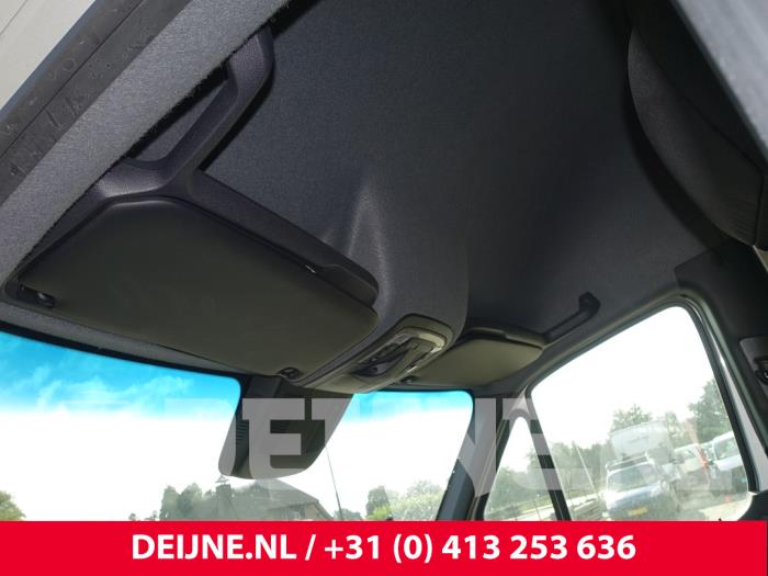 Mercedes Sprinter 3,5t 319 CDI 3.0 V6 24V RWD Sloopvoertuig (2021, Zilvergrijs)
