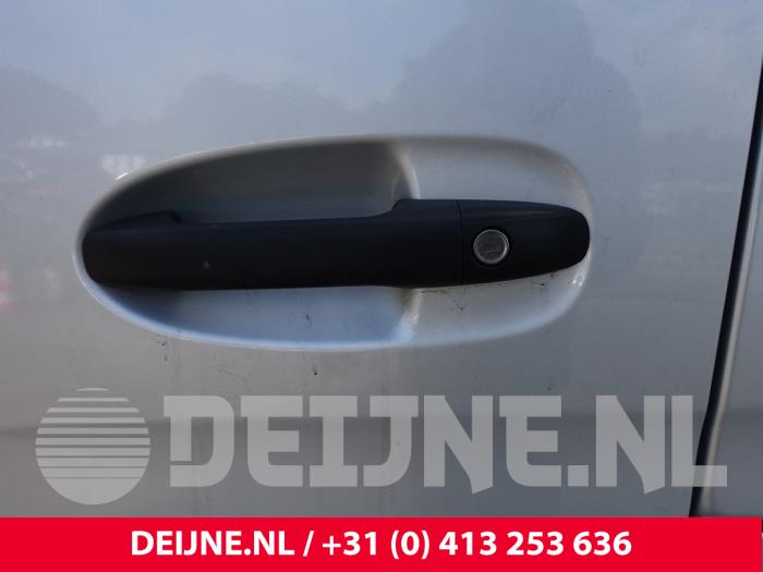 Mercedes Sprinter 3,5t 319 CDI 3.0 V6 24V RWD Sloopvoertuig (2021, Zilvergrijs)