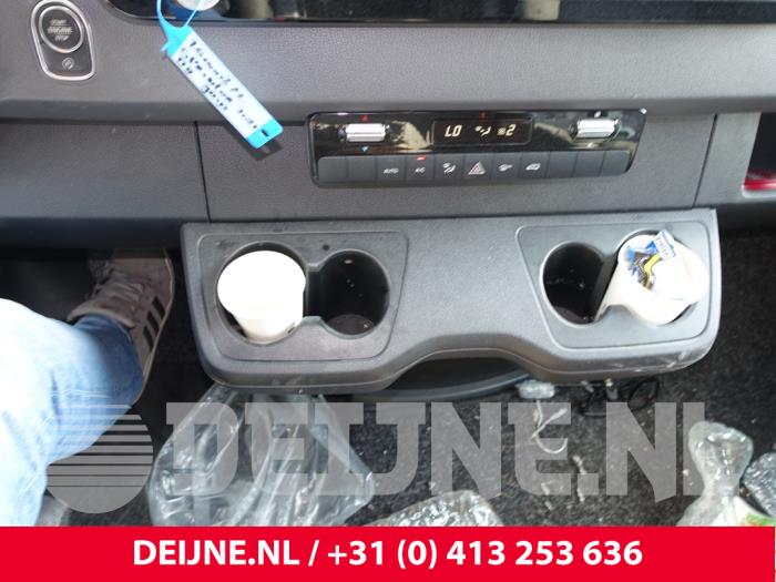 Mercedes Sprinter 3,5t 319 CDI 3.0 V6 24V RWD Sloopvoertuig (2021, Zilvergrijs)