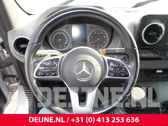 Mercedes Sprinter 3,5t 319 CDI 3.0 V6 24V RWD Sloopvoertuig (2021, Zilvergrijs)