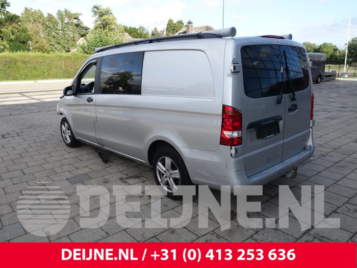 Mercedes Vito 1.6 111 CDI 16V Sloopvoertuig (2017, Zilvergrijs)