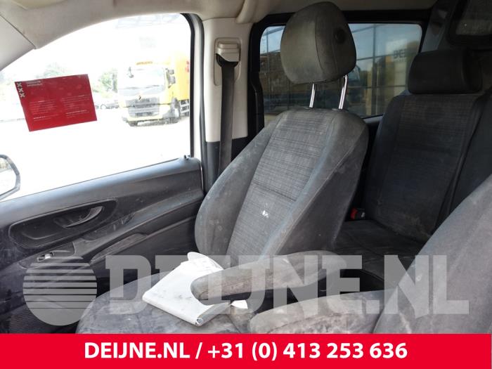 Mercedes Vito 1.6 111 CDI 16V Sloopvoertuig (2017, Zilvergrijs)
