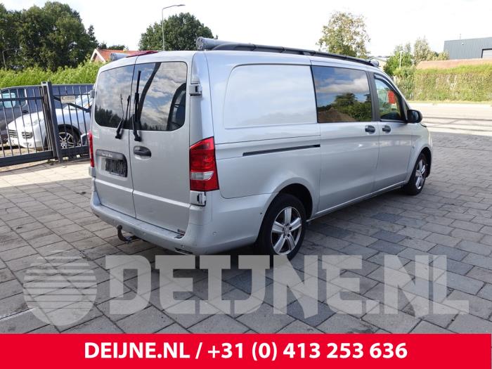 Mercedes Vito 1.6 111 CDI 16V Sloopvoertuig (2017, Zilvergrijs)