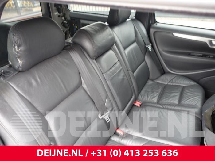 Volvo V70 2.4 D5 20V Sloopvoertuig (2008, Grijs)