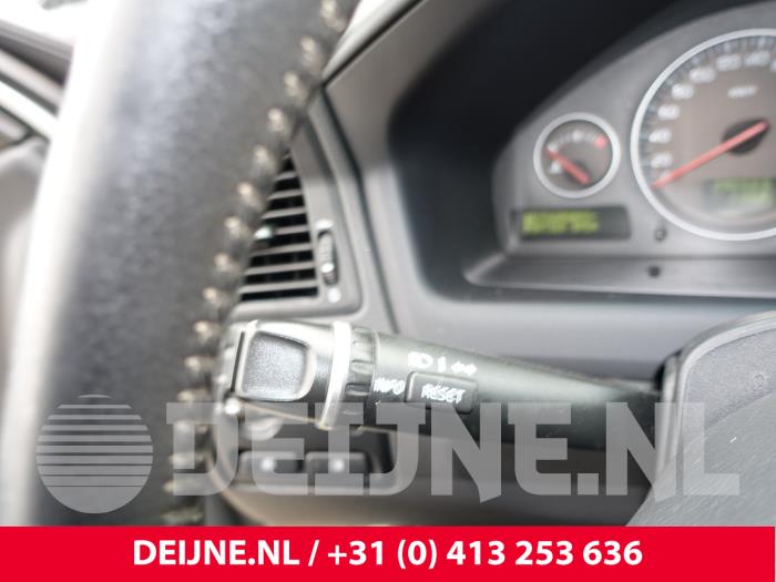 Volvo V70 2.4 D5 20V Sloopvoertuig (2008, Grijs)