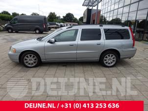 Volvo V70 01-