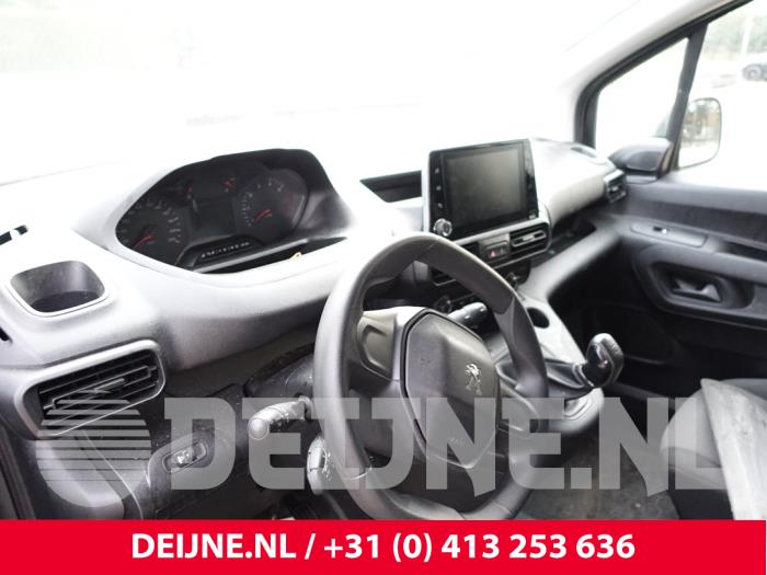 Peugeot Partner 1.5 BlueHDi 100 Sloopvoertuig (2020, Zwart)