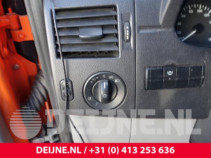 Mercedes Sprinter 3,5t 310 CDI 16V Sloopvoertuig (2010, Oranje)