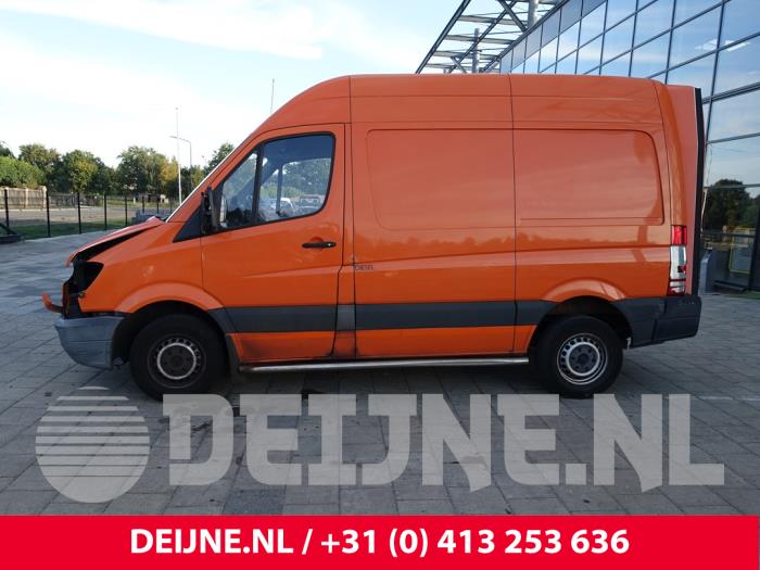 Mercedes Sprinter 3,5t 310 CDI 16V Sloopvoertuig (2010, Oranje)