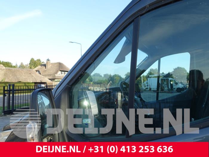 Ford Transit 2.0 TDCi 16V Eco Blue 170 Sloopvoertuig (2017, Donker, Grijs)