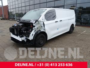 Ford Transit Custom 24-