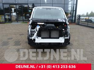 Ford Transit Custom 24-