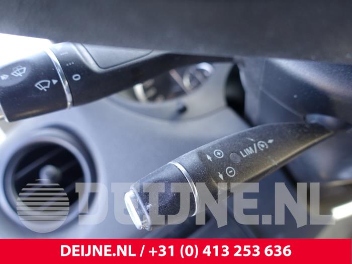 Mercedes Vito 1.6 111 CDI 16V Sloopvoertuig (2015, Zilvergrijs)