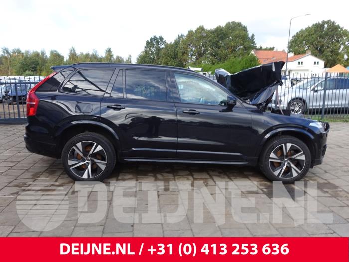 Volvo XC90 II 2.0 B5 Mild Hybrid Geartronic 16V AWD Sloopvoertuig (2020, Zwart)